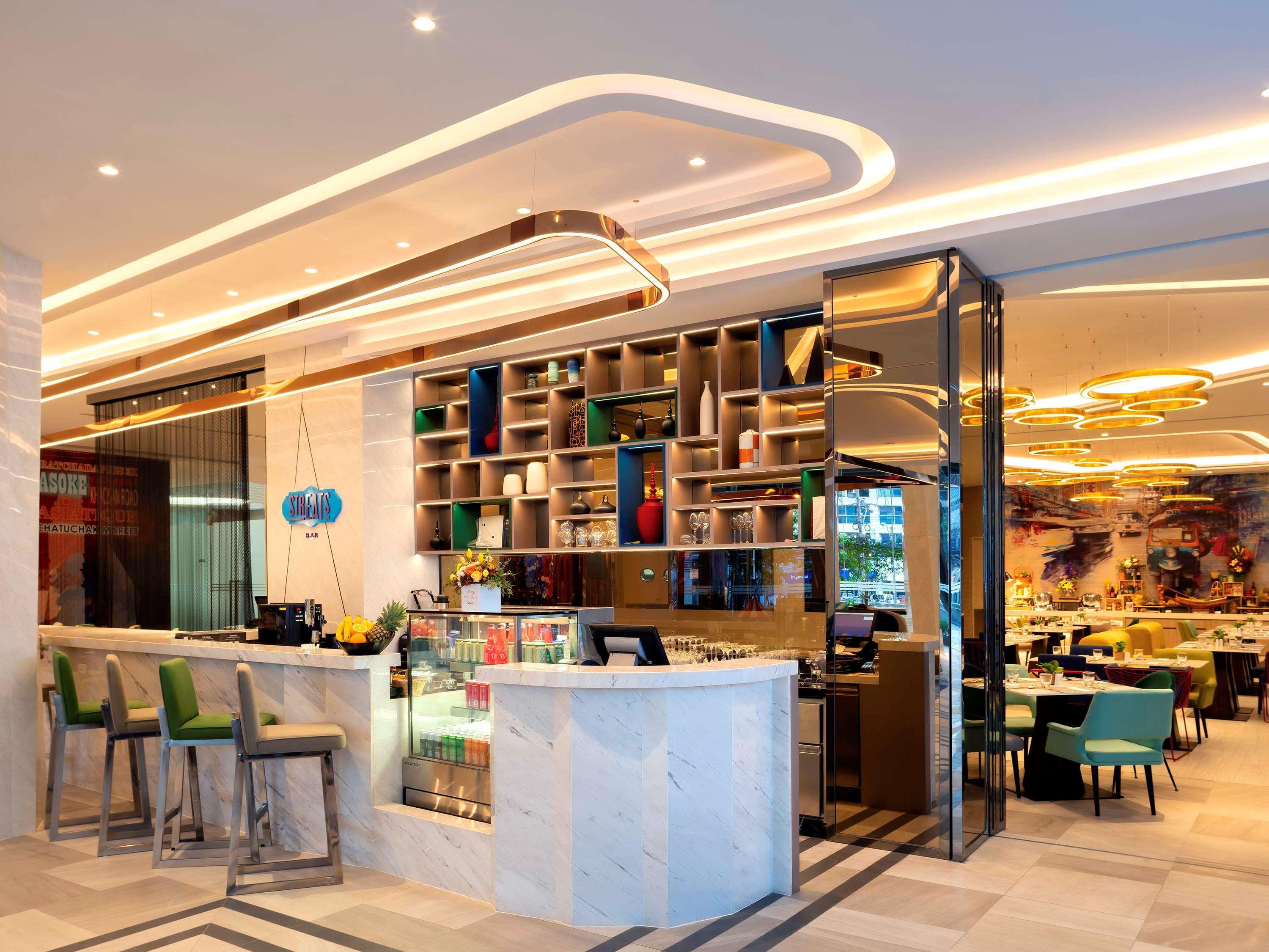 Hotel Ibis Styles Bangkok Ratchada Exterior foto