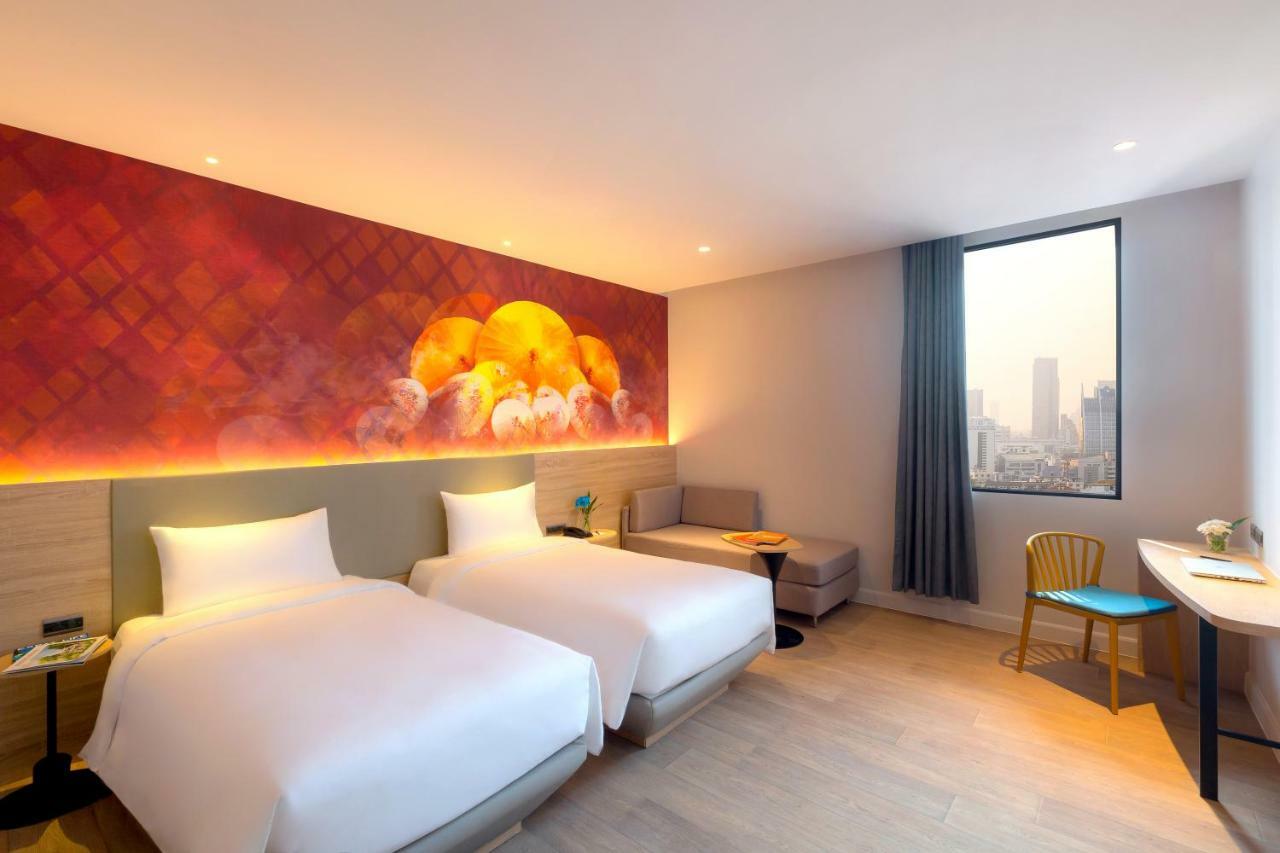 Hotel Ibis Styles Bangkok Ratchada Exterior foto