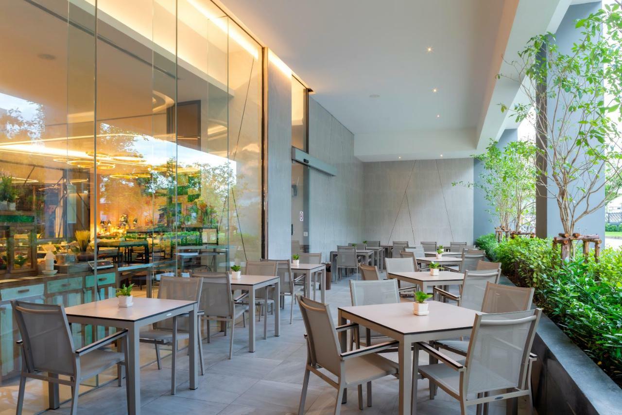 Hotel Ibis Styles Bangkok Ratchada Exterior foto